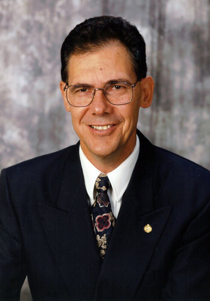 Dr. Gary Lindsay