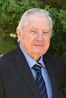 Robert  Swayze